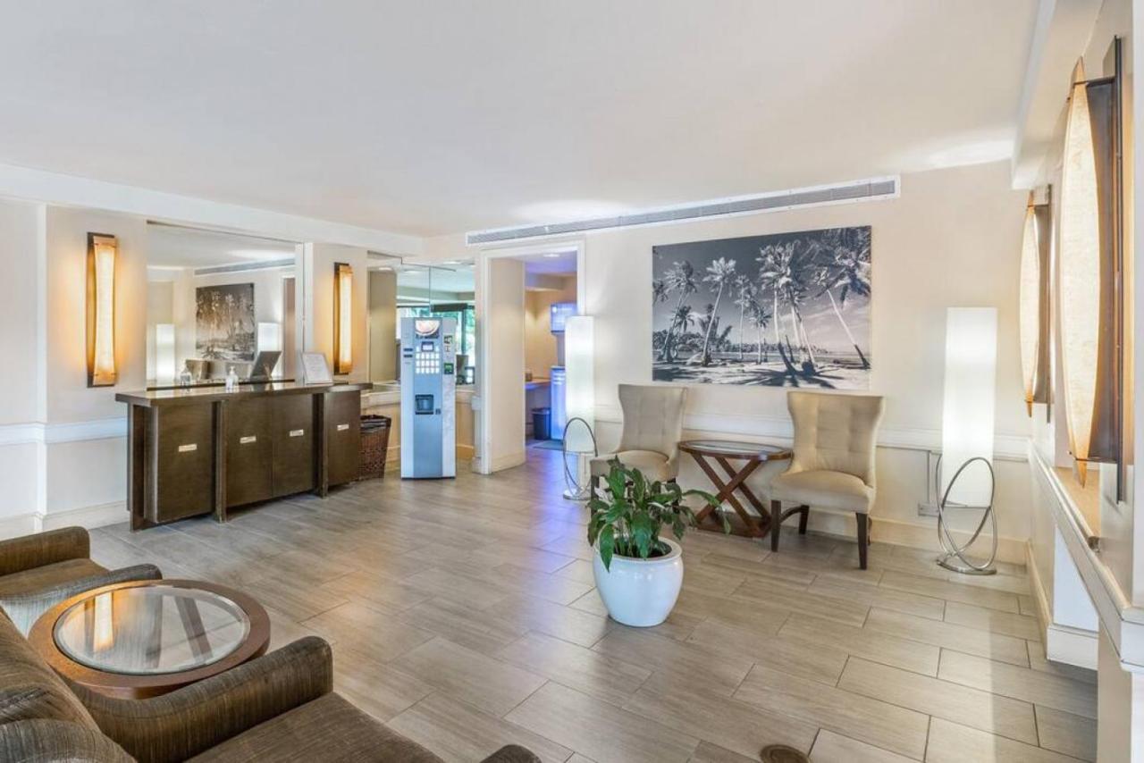 Incredible Location Free Parking In Waikiki Holiday home *