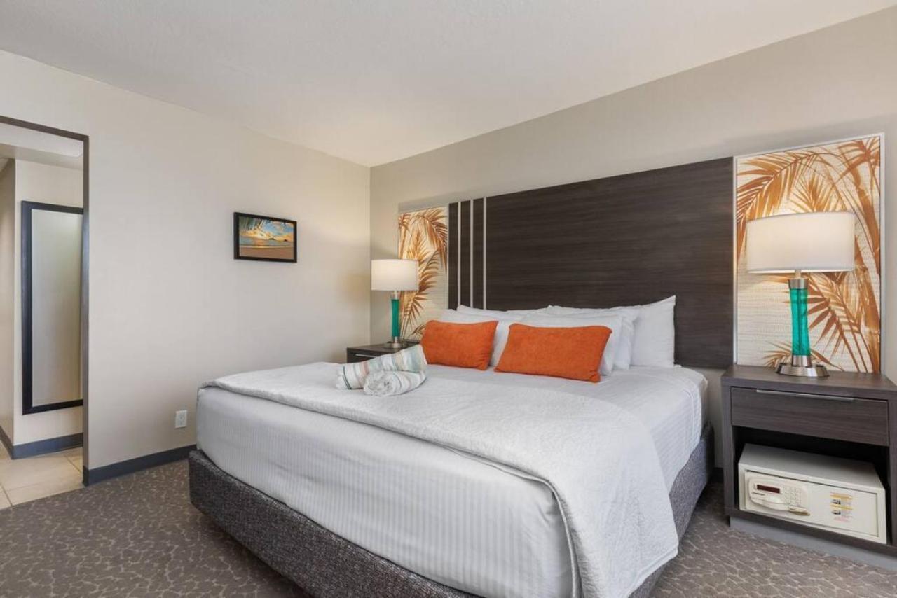 Incredible Location Free Parking In Waikiki Holiday home