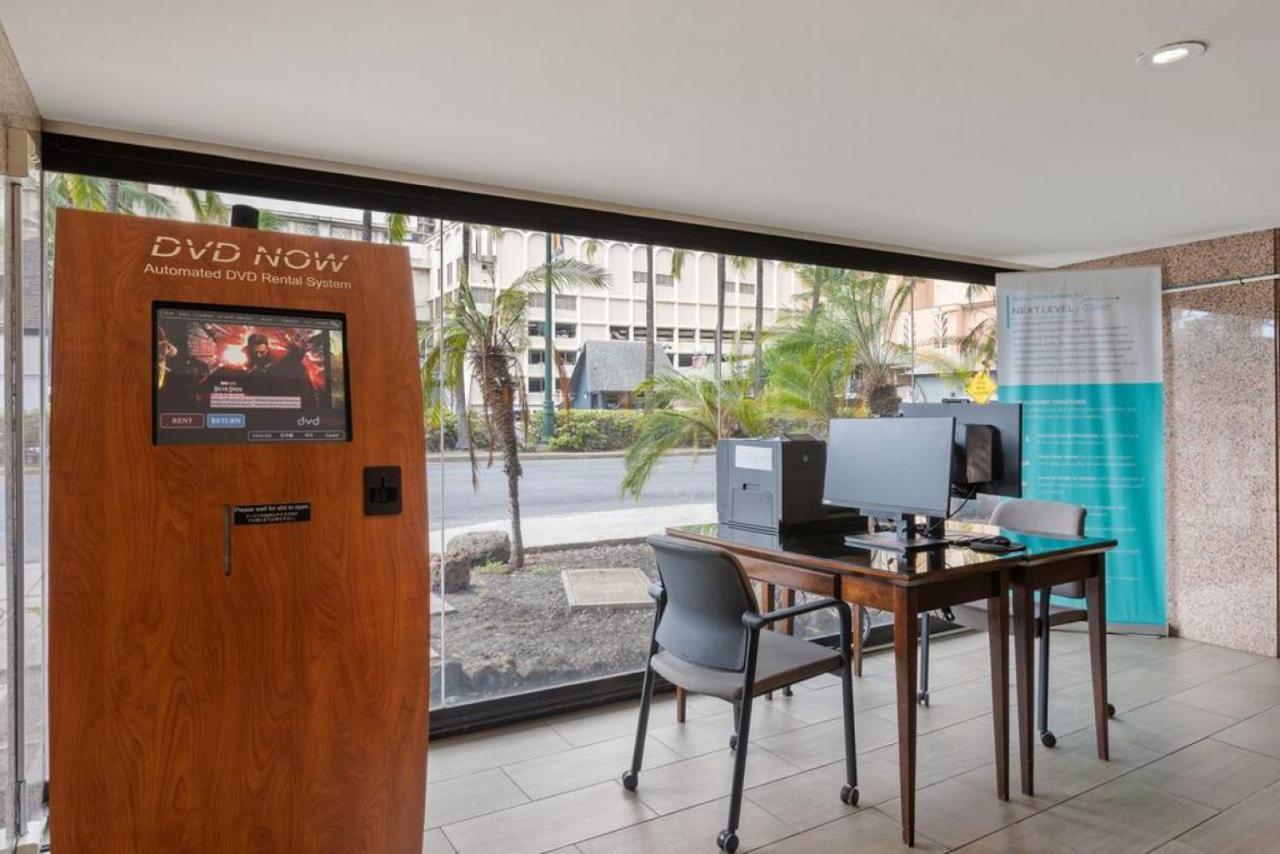Incredible Location Free Parking In Waikiki Holiday home *